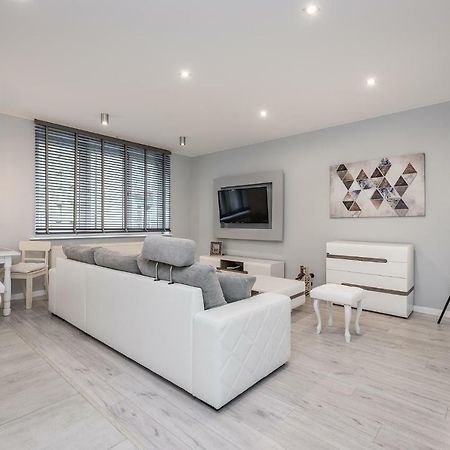 Apartament Silesian Vip Zabrze Zewnętrze zdjęcie